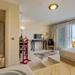 Kore Hotel